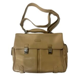Beautiful Piquadro Italian Leather Business Bag (Unisex)
